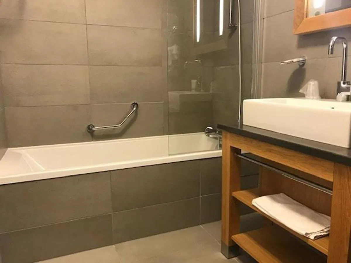 Appartement Spacieux Avec Parking, Balcon Et Acces Piscine - Front De Neige - Fr-1-346-536 Les Arcs